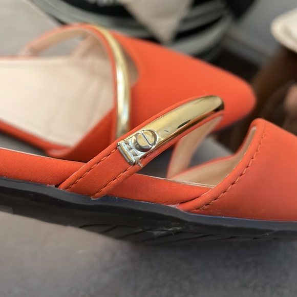 Dollhouse pointed toe orange flats - Picture 14 of 16